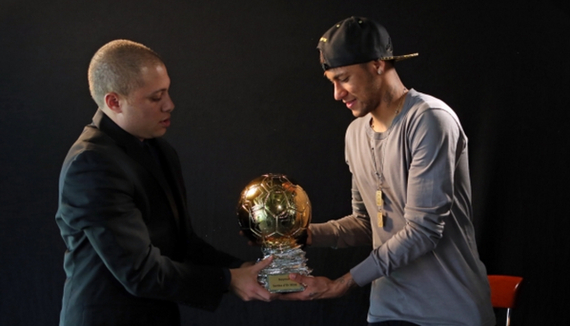 恐怖冒险新作《诡岛灵探》可试玩 Demo 正在 Steam 推理游戏节期间开放体验，支持中文