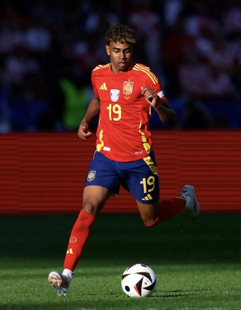 时隔三年，异世相遇又要响彻肯德基的每个角落了