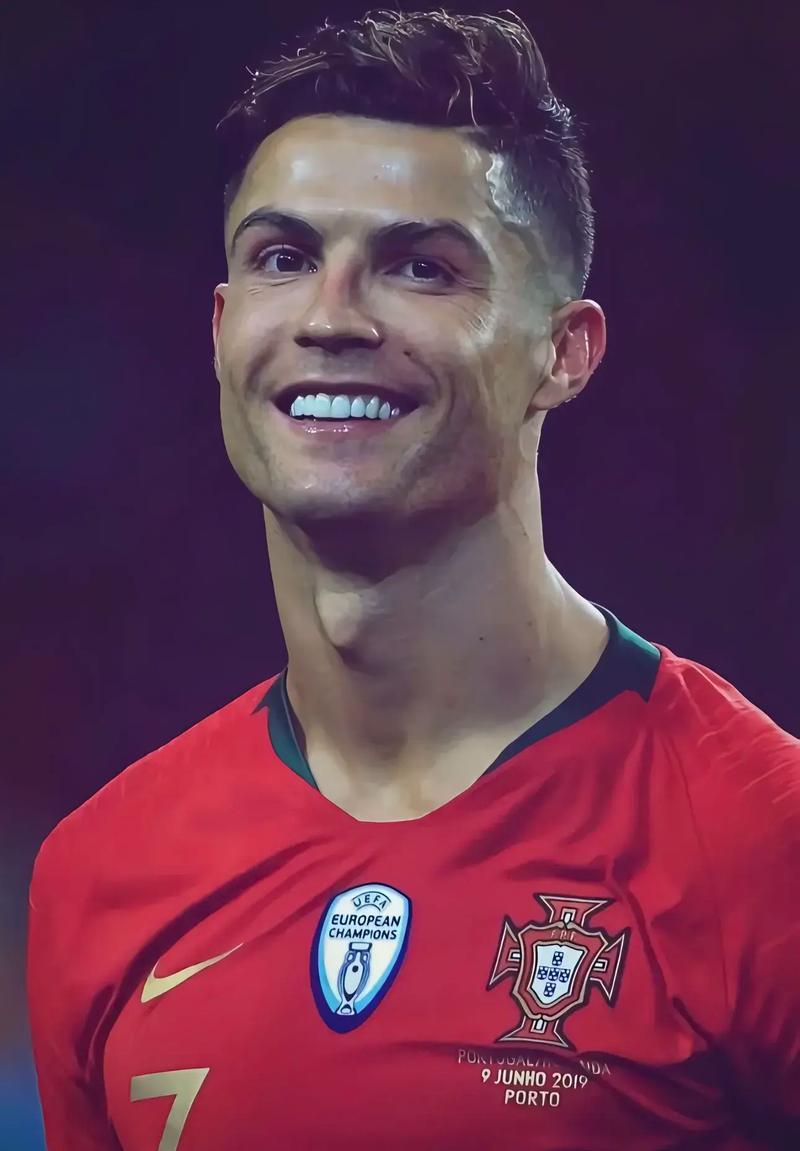 [中超]费利佩双响 成都蓉城大胜上海海港